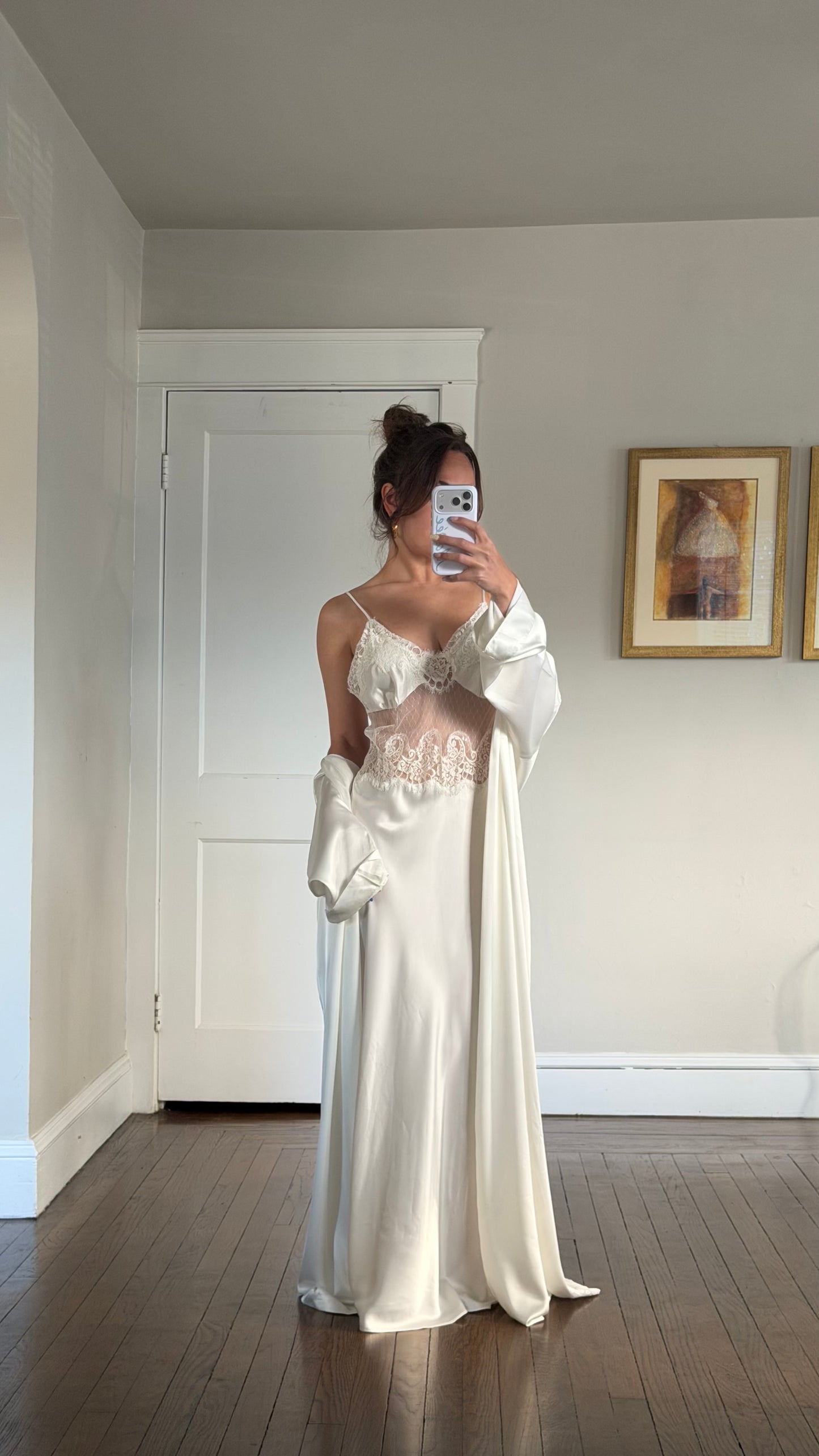 Rare Lace Detail Lace Peignoir Set