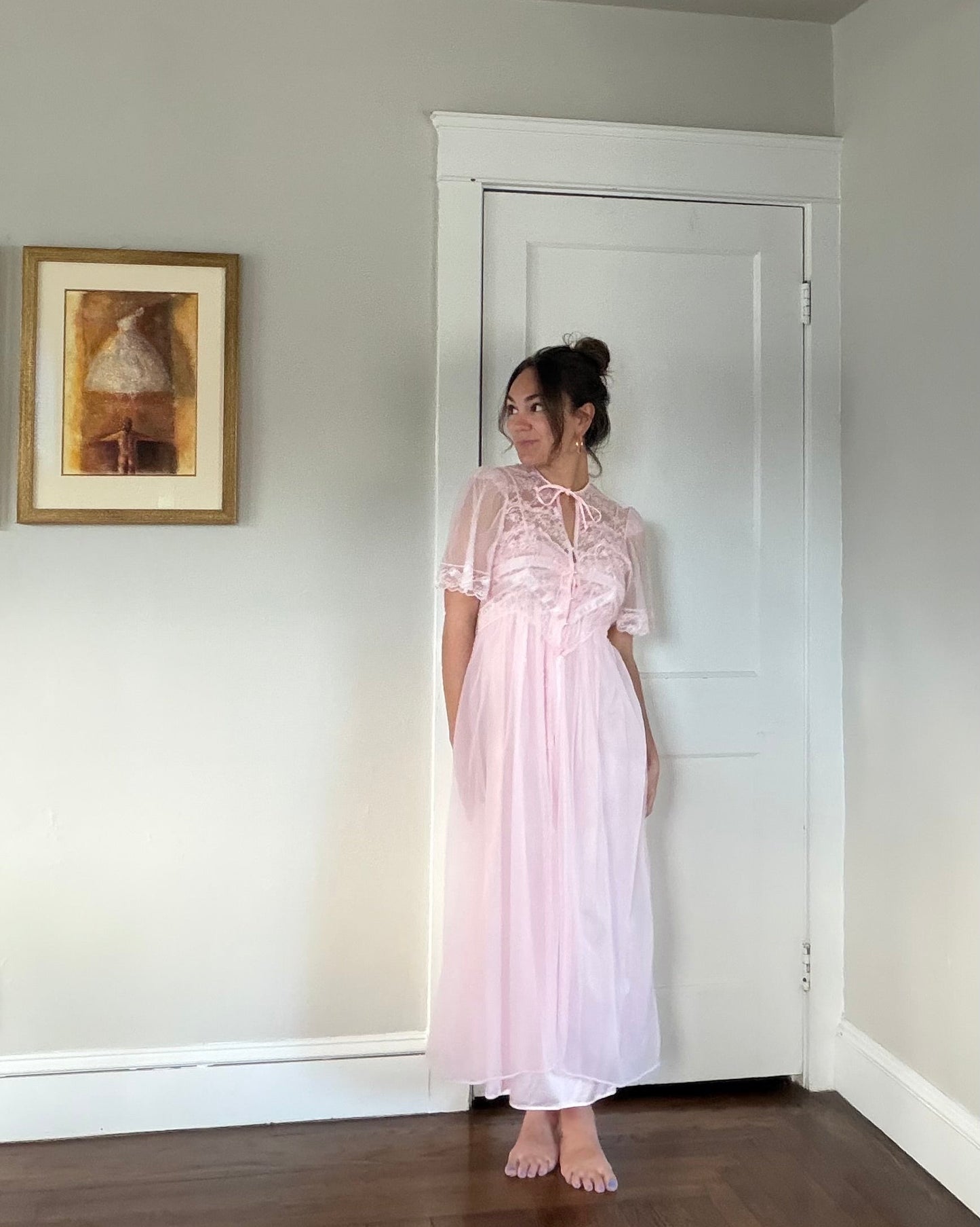 Pink Lace & Ribbon Detail Peignoir Set