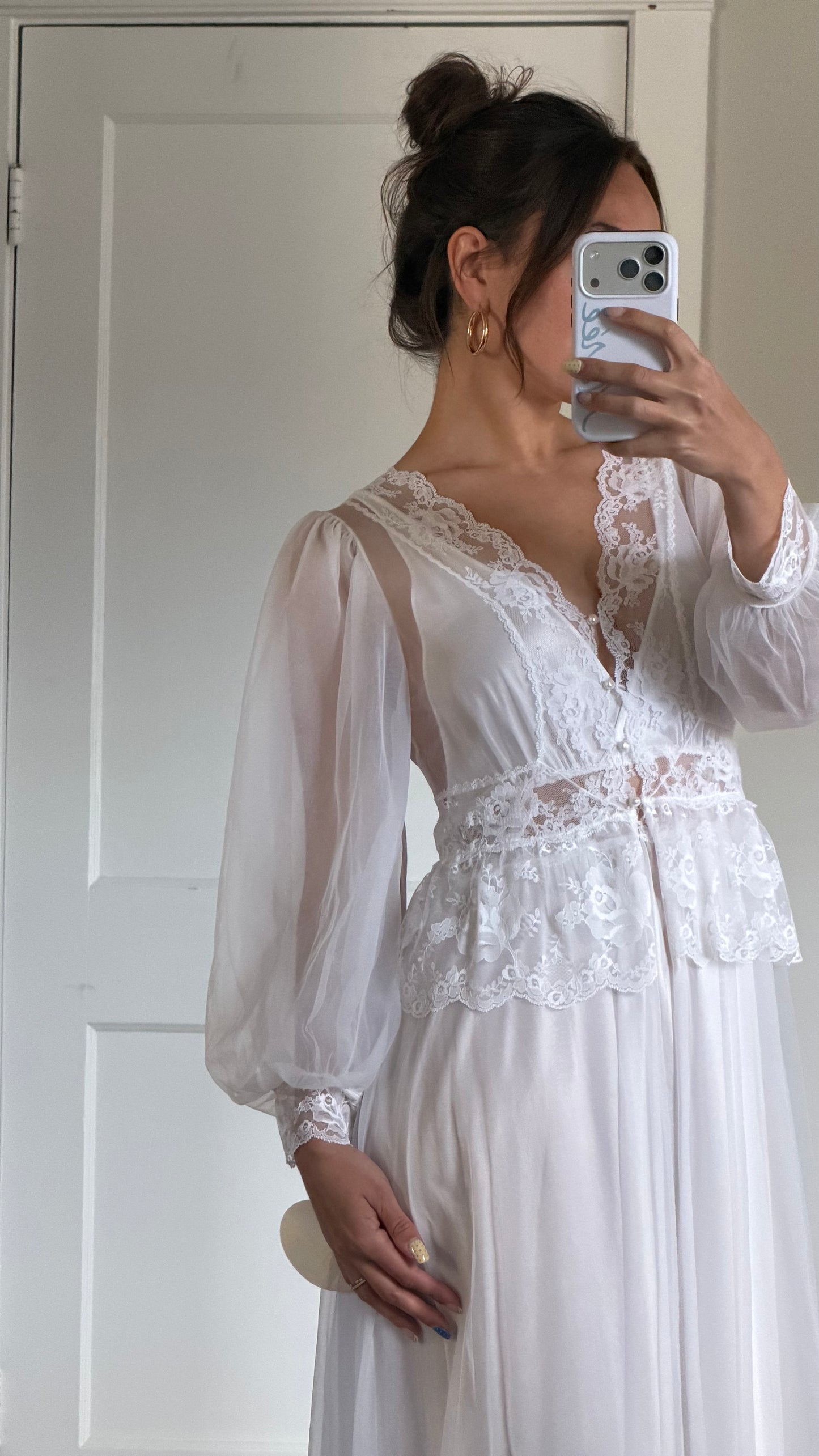 Peplum and Lace Detail Peignoir Set